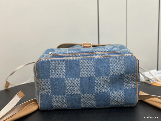 WIS Backpack LOUIS VUITTON Montsouris 0919